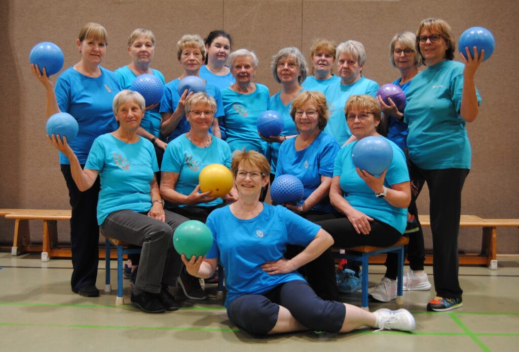 Fit & Flott Ü 40 - Intensives Ganzkörpertraining mit sportlicher Vielfalt